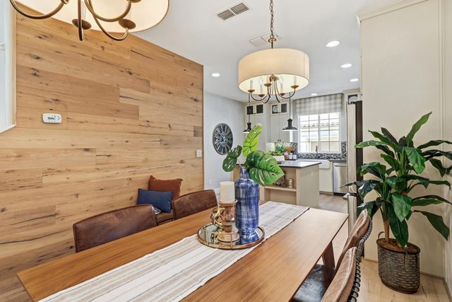 138 Colner Cir, Folsom, CA 95630