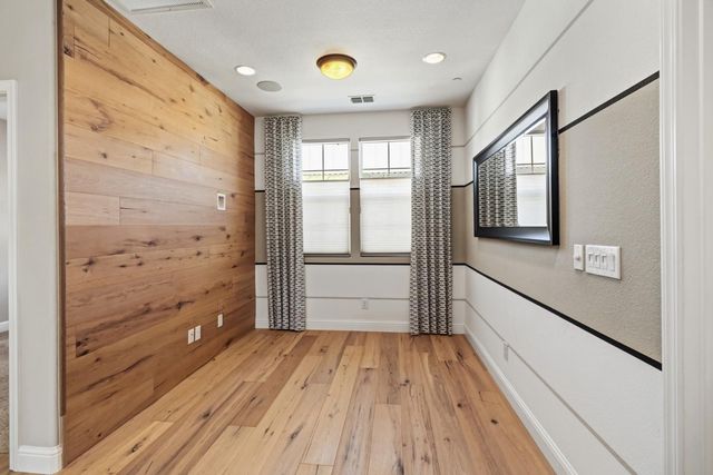 138 Colner Cir, Folsom, CA 95630