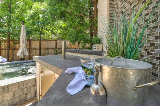 138 Colner Cir, Folsom, CA 95630