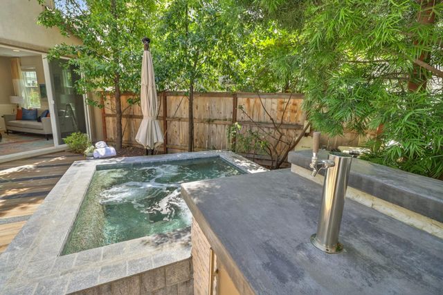 138 Colner Cir, Folsom, CA 95630