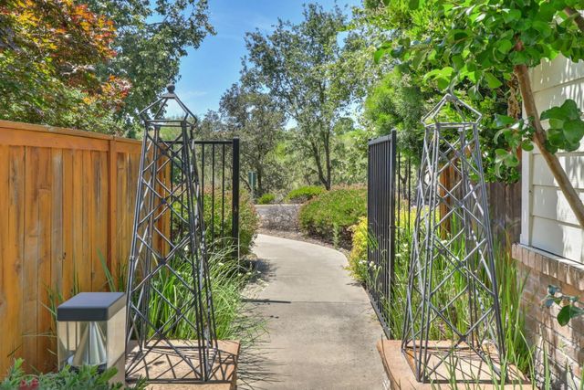 138 Colner Cir, Folsom, CA 95630