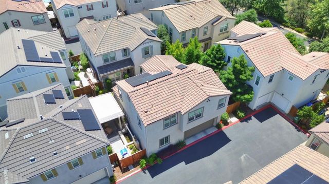138 Colner Cir, Folsom, CA 95630
