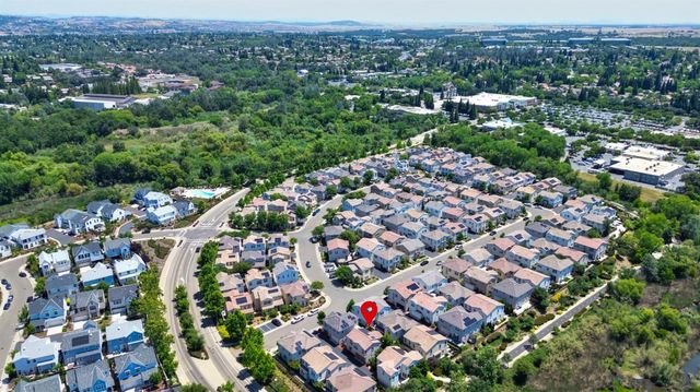 138 Colner Cir, Folsom, CA 95630