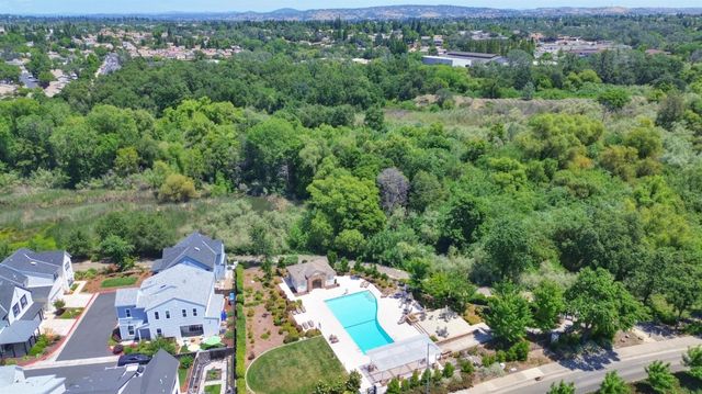 138 Colner Cir, Folsom, CA 95630