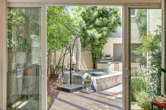 138 Colner Cir, Folsom, CA 95630
