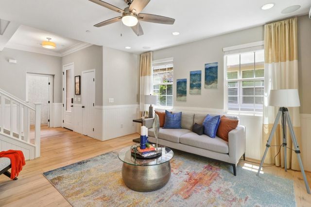 138 Colner Cir, Folsom, CA 95630