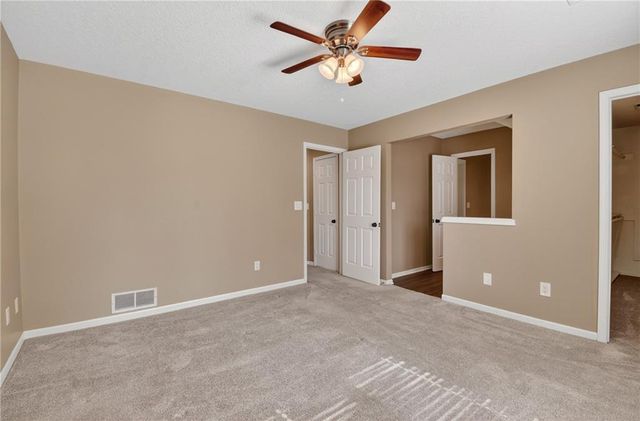 2018 Lexington Road, Pleasant Hill, MO 64080