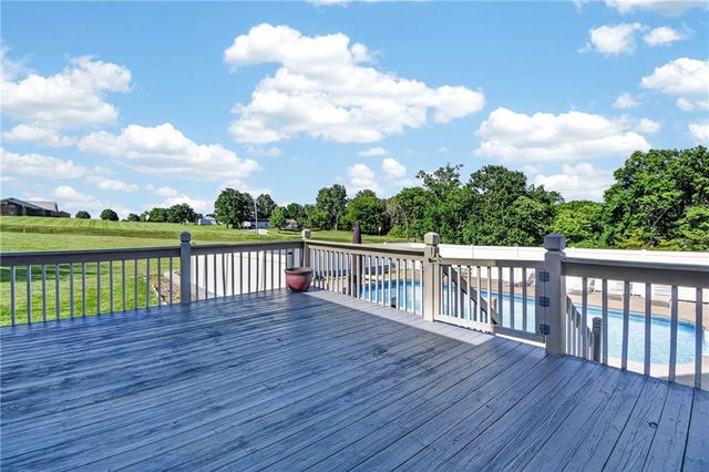 2018 Lexington Road, Pleasant Hill, MO 64080