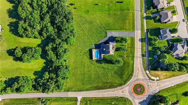 2018 Lexington Road, Pleasant Hill, MO 64080