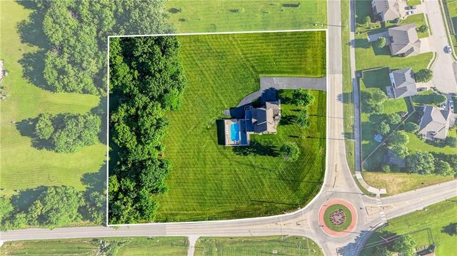 2018 Lexington Road, Pleasant Hill, MO 64080