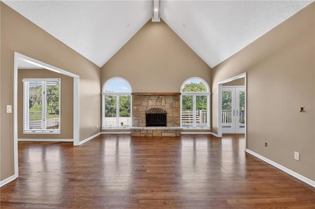 2018 Lexington Road, Pleasant Hill, MO 64080