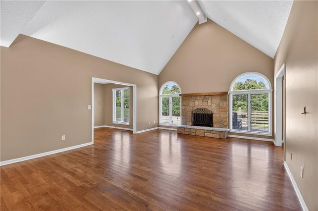2018 Lexington Road, Pleasant Hill, MO 64080