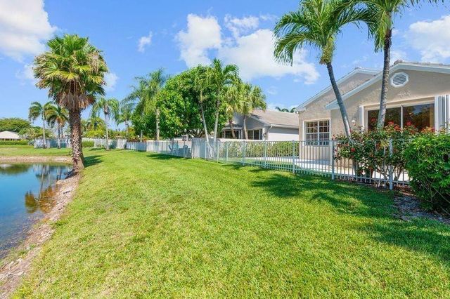 8170 Hampton Wood Drive, Boca Raton, FL 33433