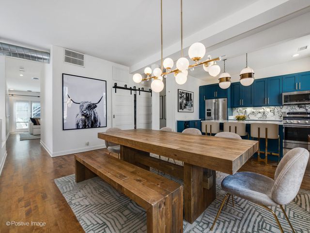 811 W WEBSTER Avenue F, Chicago, IL 60614