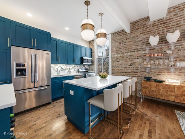 811 W WEBSTER Avenue F, Chicago, IL 60614