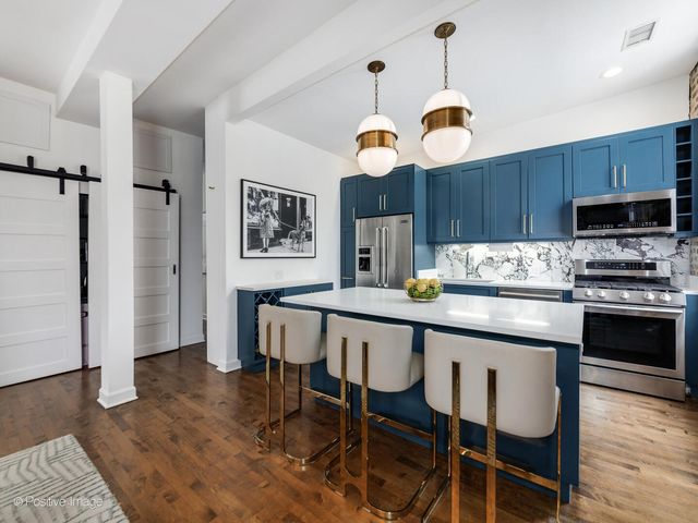 811 W WEBSTER Avenue F, Chicago, IL 60614