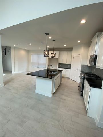 31323 Balsam Hawk Lane, Hockley, TX 77447
