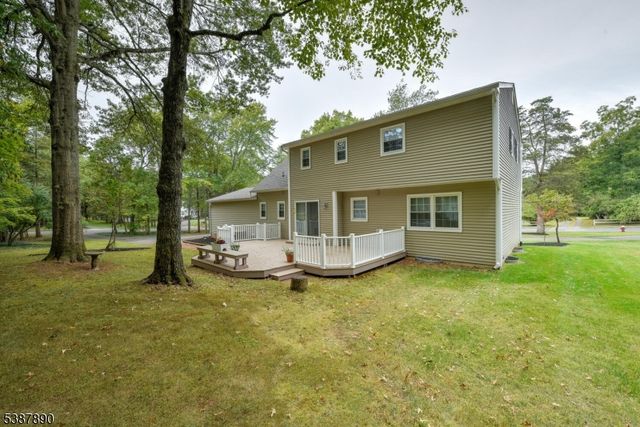 40 France Dr, Branchburg Twp., NJ 08876