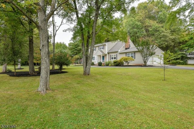 40 France Dr, Branchburg Twp., NJ 08876