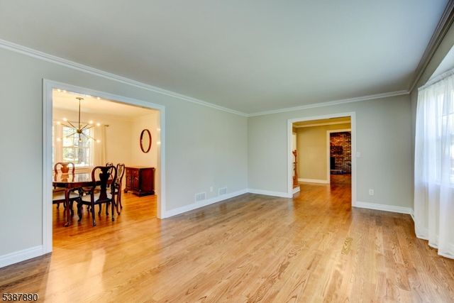 40 France Dr, Branchburg Twp., NJ 08876