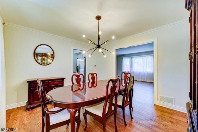 40 France Dr, Branchburg Twp., NJ 08876