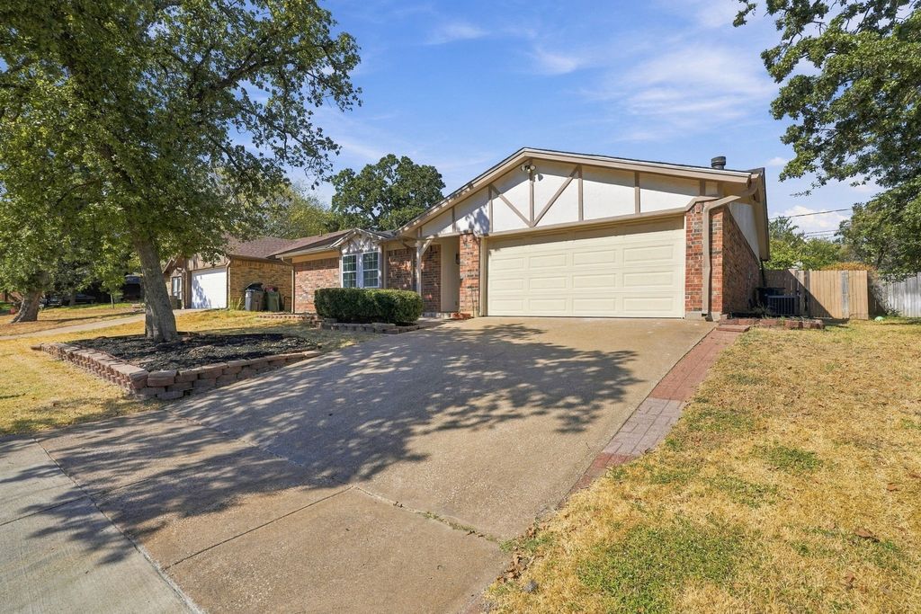3708 Bordeaux Court, Arlington, TX 76016 — photo 3