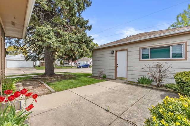 2821 Green STREET, Racine, WI 53402