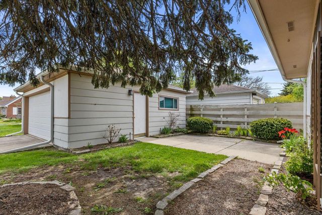 2821 Green STREET, Racine, WI 53402