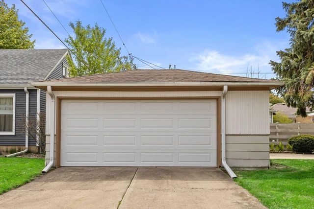 2821 Green STREET, Racine, WI 53402