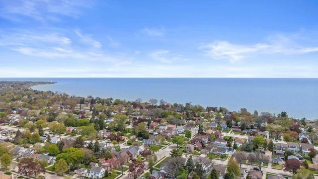 2821 Green STREET, Racine, WI 53402
