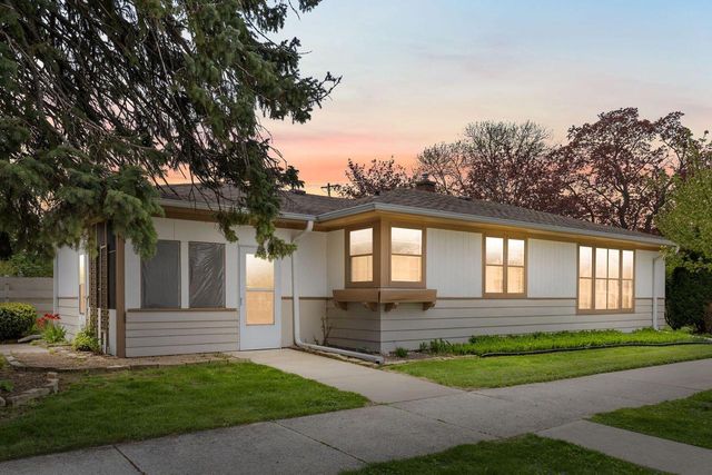 2821 Green STREET, Racine, WI 53402