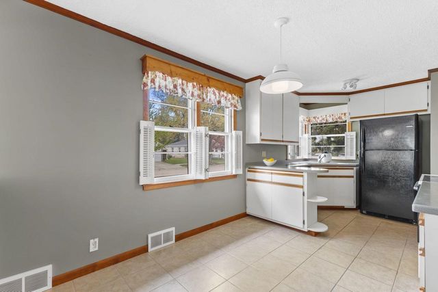 2821 Green STREET, Racine, WI 53402