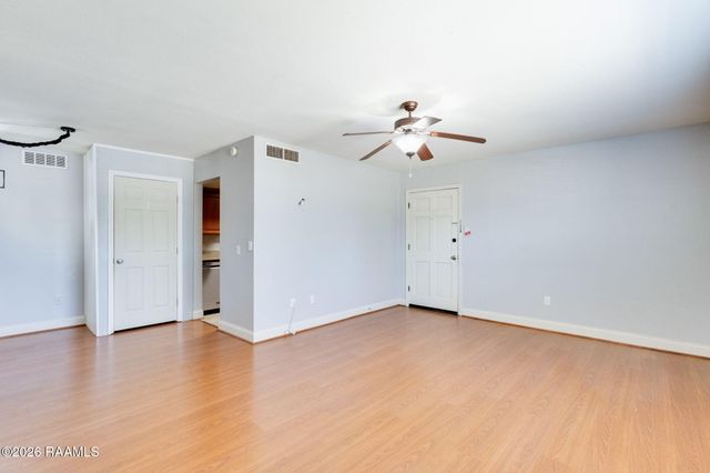 3121 Johnston Street Apt 202, Lafayette, LA 70503