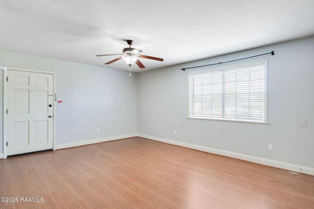 3121 Johnston Street Apt 202, Lafayette, LA 70503