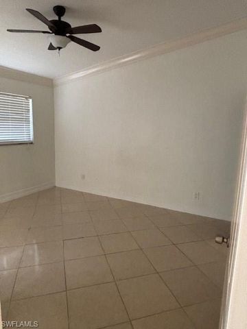 2093 Pine Isle LN 2093, Naples, FL 34112