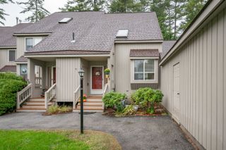 22 Suffolk Court, Bedford, NH 03110