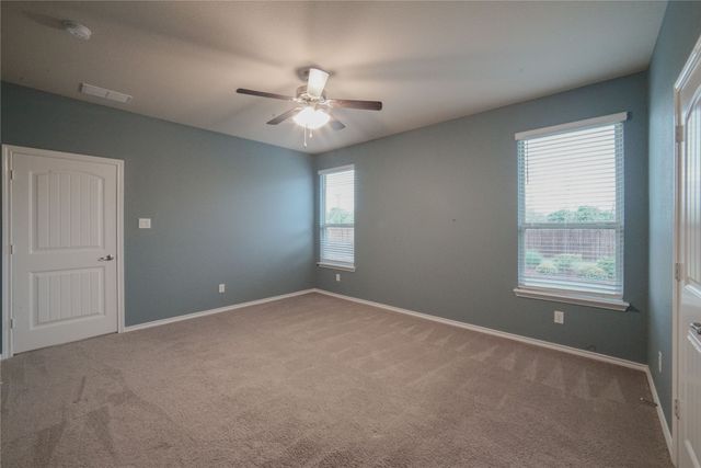 4004 Stone Trail Drive, Denton, TX 76210