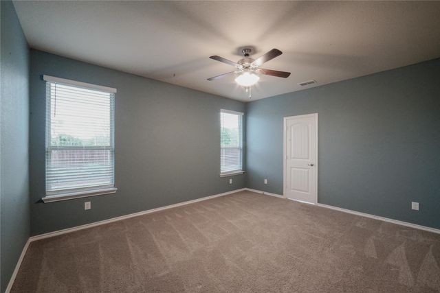 4004 Stone Trail Drive, Denton, TX 76210