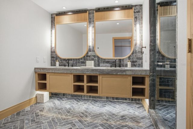 3015 S YSABELLA AVENUE 1203, Tampa, FL 33629