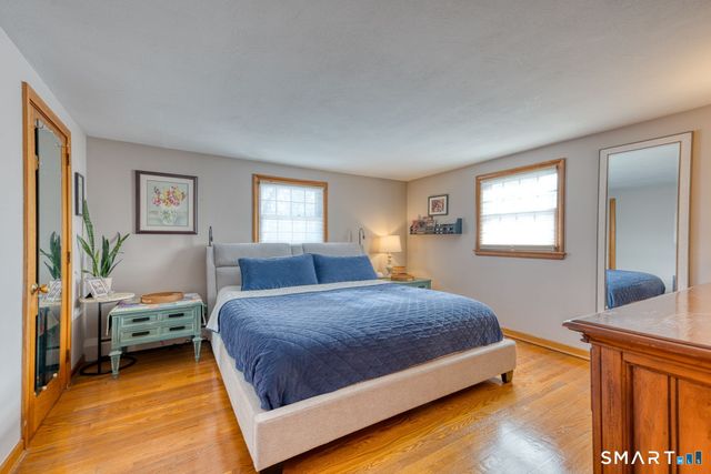 29 Skyline Drive, Plainville, CT 06062