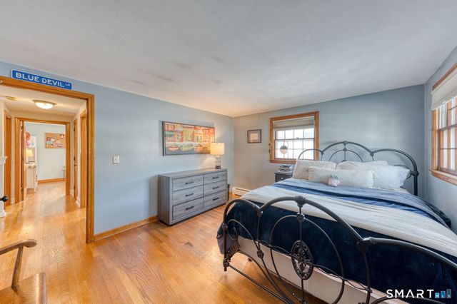 29 Skyline Drive, Plainville, CT 06062