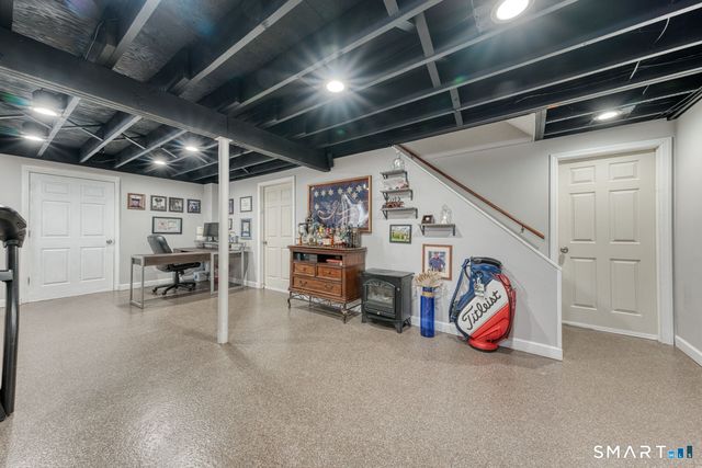 29 Skyline Drive, Plainville, CT 06062