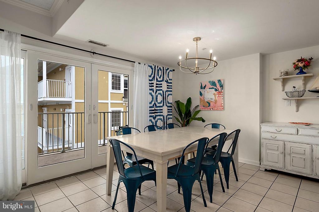 Image 19 of property listing at 14 45TH ST #403, Ocean City, MD 21842