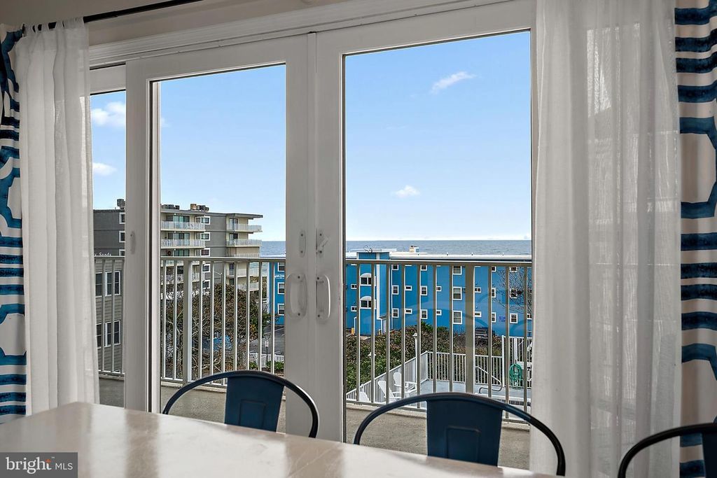 Image 21 of property listing at 14 45TH ST #403, Ocean City, MD 21842
