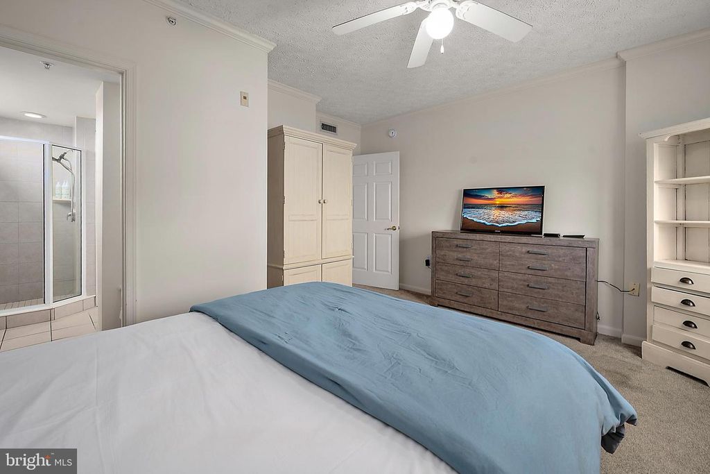 Image 32 of property listing at 14 45TH ST #403, Ocean City, MD 21842