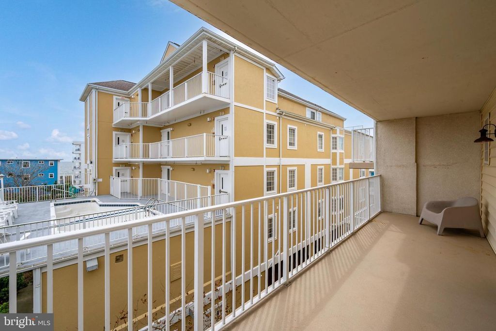 Image 41 of property listing at 14 45TH ST #403, Ocean City, MD 21842