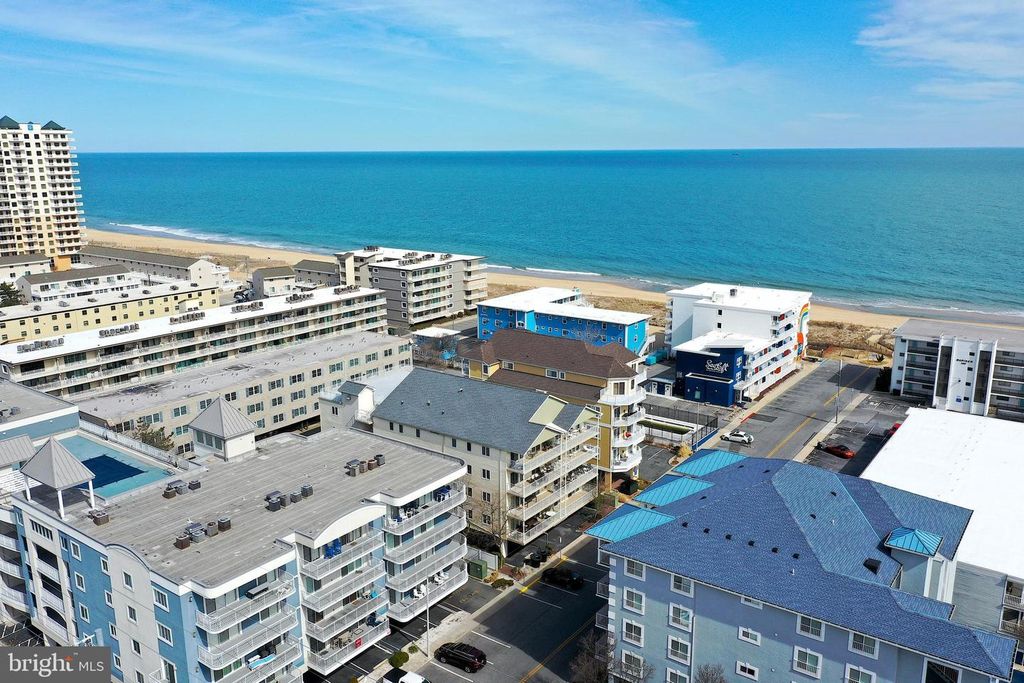 Image 54 of property listing at 14 45TH ST #403, Ocean City, MD 21842