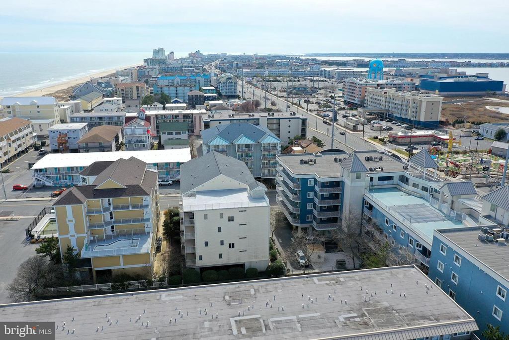 Image 58 of property listing at 14 45TH ST #403, Ocean City, MD 21842