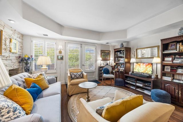 111 W 3rd Avenue 107, San Mateo, CA 94402