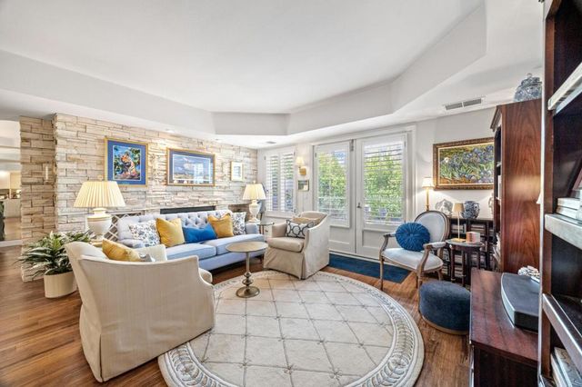 111 W 3rd Avenue 107, San Mateo, CA 94402